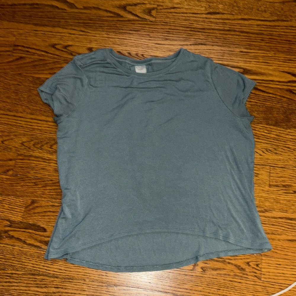 Athleta Blue T-Shirt Good Condition Size Medium